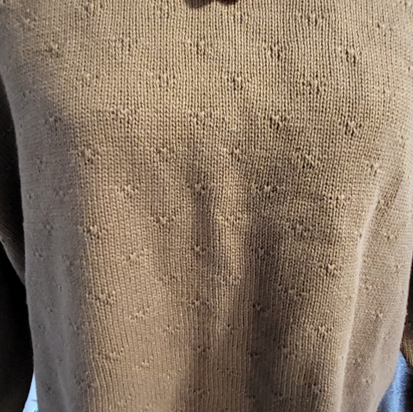 NWOT Women's Brown Sweater - Picture 2 of 4